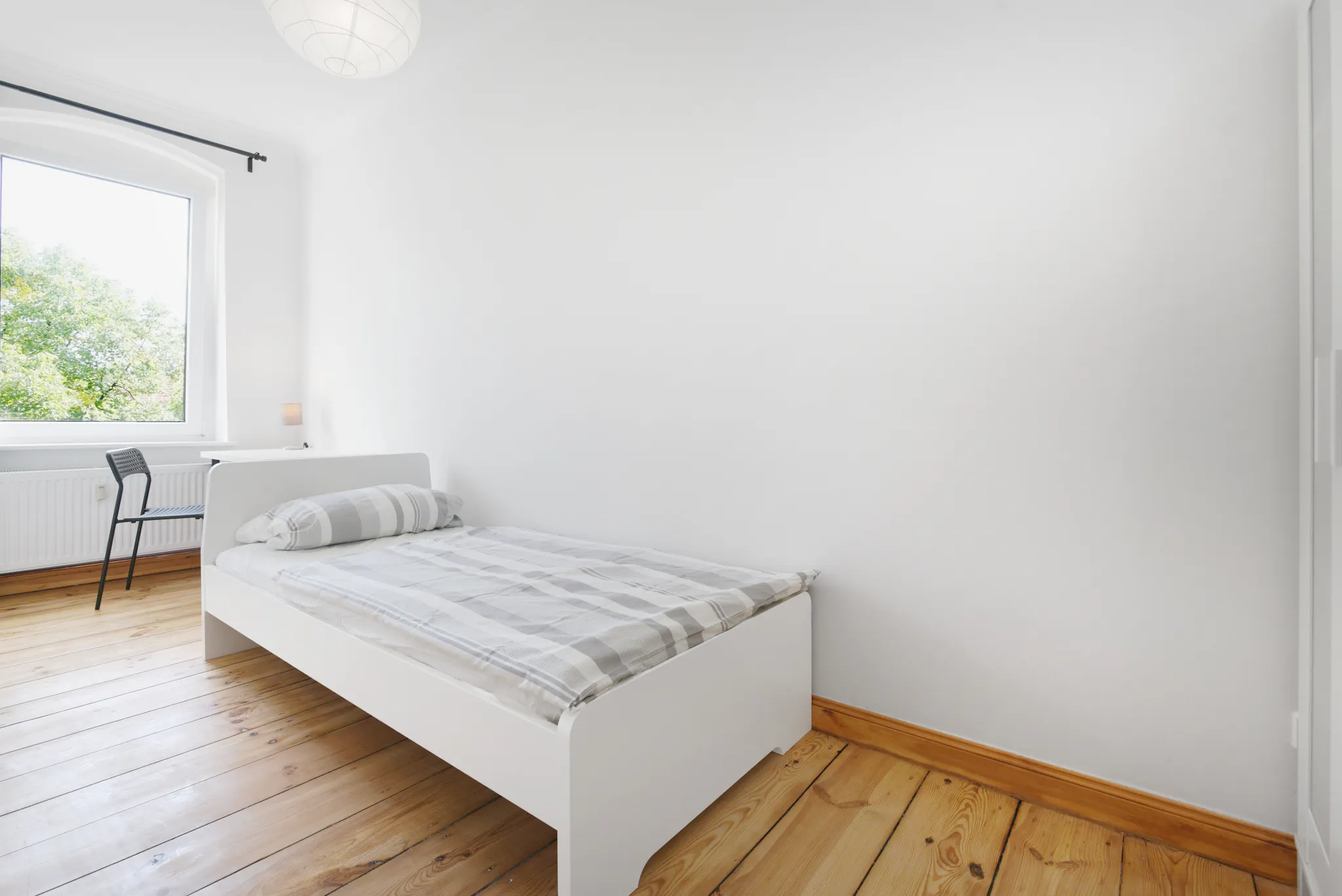 Mahlower Straße, Berlin preview