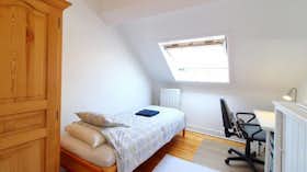 Отдельная комната сдается в аренду за 825 € в месяц в Saint-Gilles, Avenue de la Jonction