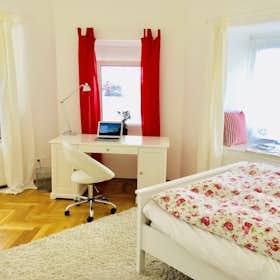 Private room for rent for €750 per month in Vienna, Theresiengasse