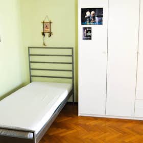 Shared room for rent for €310 per month in Milan, Via Giuditta Sidoli
