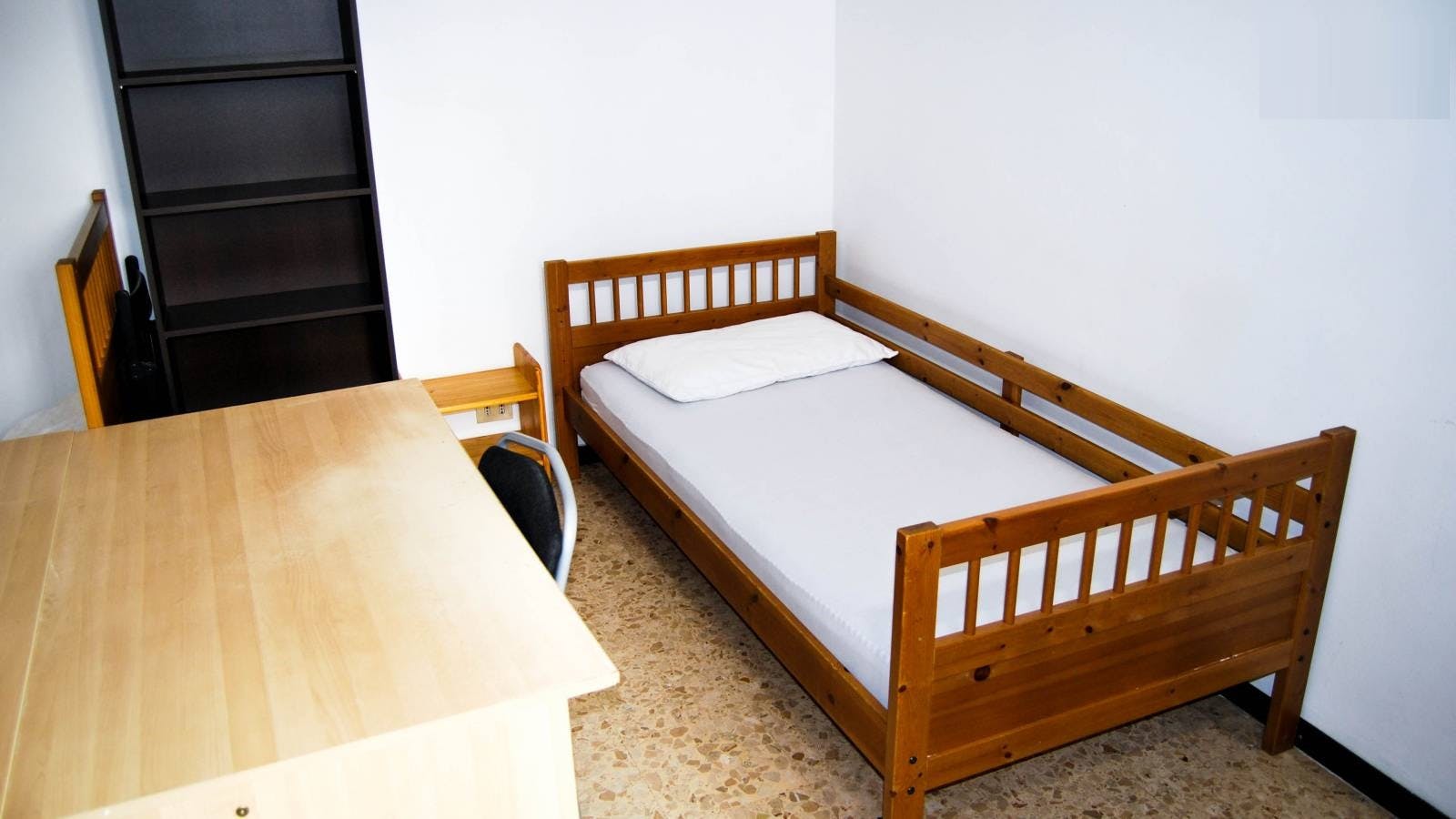 Via Guglielmo Corrado Rontgen, Milan