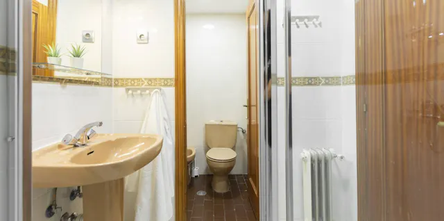 Private room in Calle José Silva, Madrid (906679) room image 10