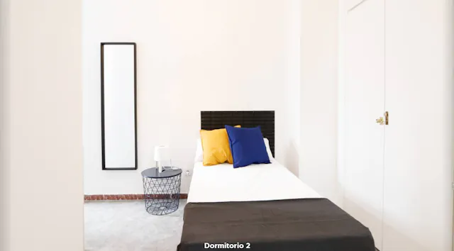 Private room in Calle del Rosario, Madrid (906733) room image 1