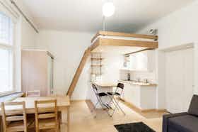 Apartment for rent for €1,187 per month in Helsinki, Runeberginkatu
