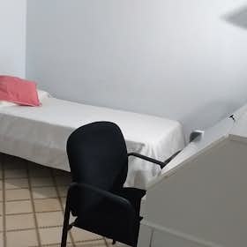 Cameră privată de închiriat pentru 420 EUR pe lună în Barcelona, Carrer de París