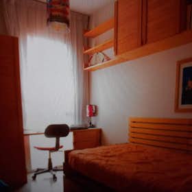 Private room for rent for €600 per month in Barcelona, Carrer de Sardenya