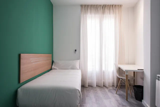 Private room in Calle de las Hileras, Madrid (909930) room image 1