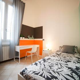 Private room for rent for €530 per month in Florence, Via Giuseppe Mazzoni