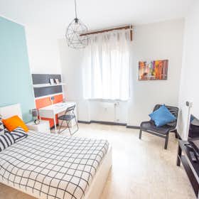 Stanza privata for rent for 370 € per month in Udine, Via della Rosta