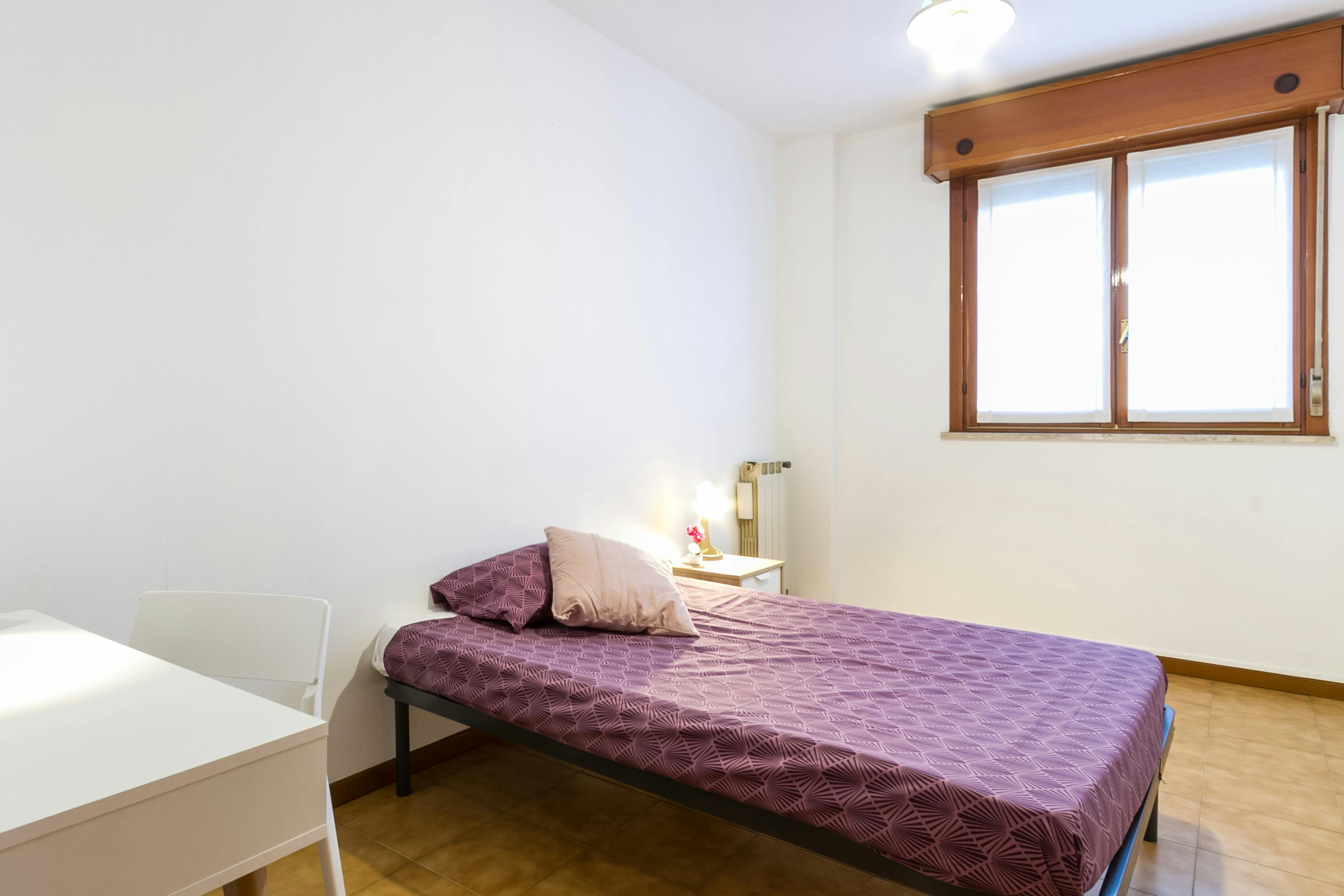Single room Milano — photo 10
