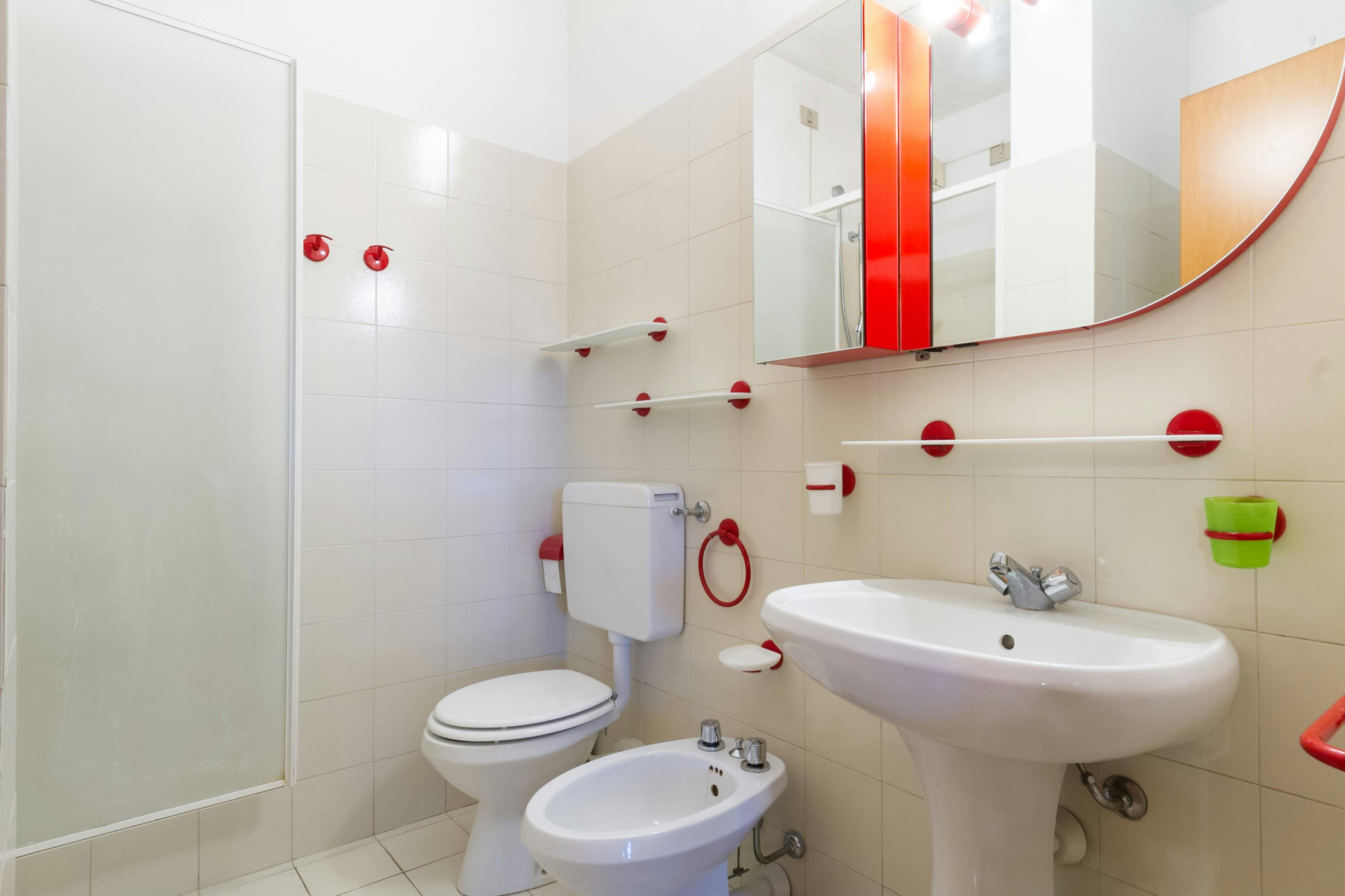 Single room Milano — photo 7