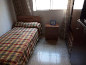 Private room for rent for €480 per month in Alicante, Calle Murcia