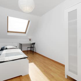 Private room for rent for €680 per month in Berlin, Sternstraße
