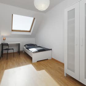 Private room for rent for €600 per month in Berlin, Sternstraße