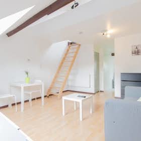Apartamento para alugar por € 680 por mês em Brussels, Rue de Flodorp