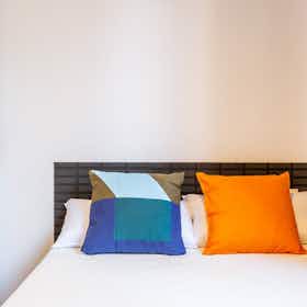 Private room for rent for €630 per month in L'Hospitalet de Llobregat, Carrer de l'Antiga Travessera