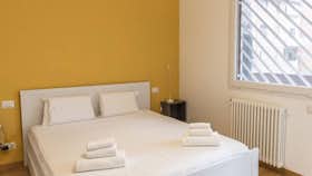 Appartement te huur voor € 1.200 per maand in Rome, Via Gerolamo Tiraboschi