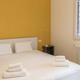 Appartement te huur voor € 1.150 per maand in Rome, Via Gerolamo Tiraboschi