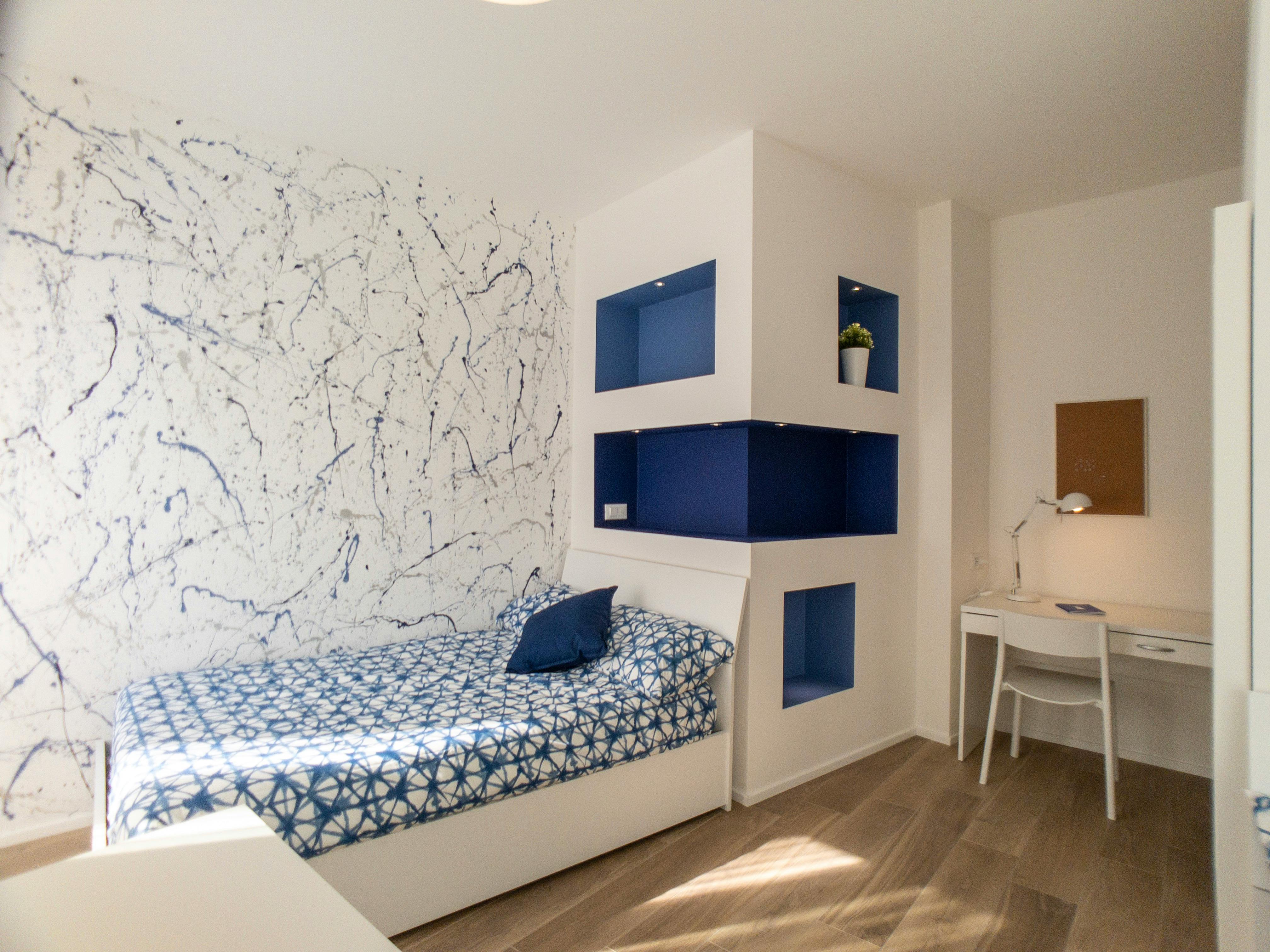 Shared room in Via Siusi, Milan (929631) room image 1