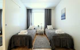 公寓 正在以 €1,750 的月租出租，其位于 Vantaa, Martinlaaksonpolku