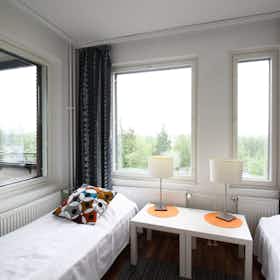 公寓 正在以 €2,950 的月租出租，其位于 Vantaa, Pyhtäänkorventie