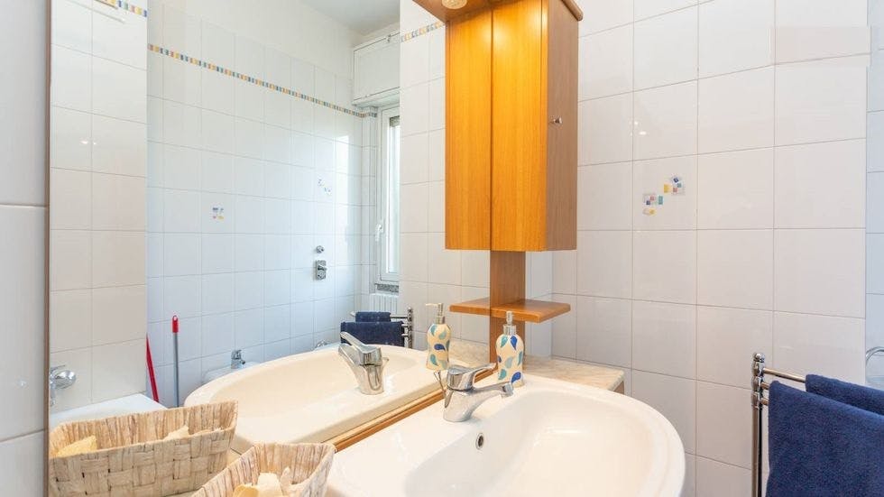 Double room Pregnana Milanese, 1 bed, 25m² — photo 10