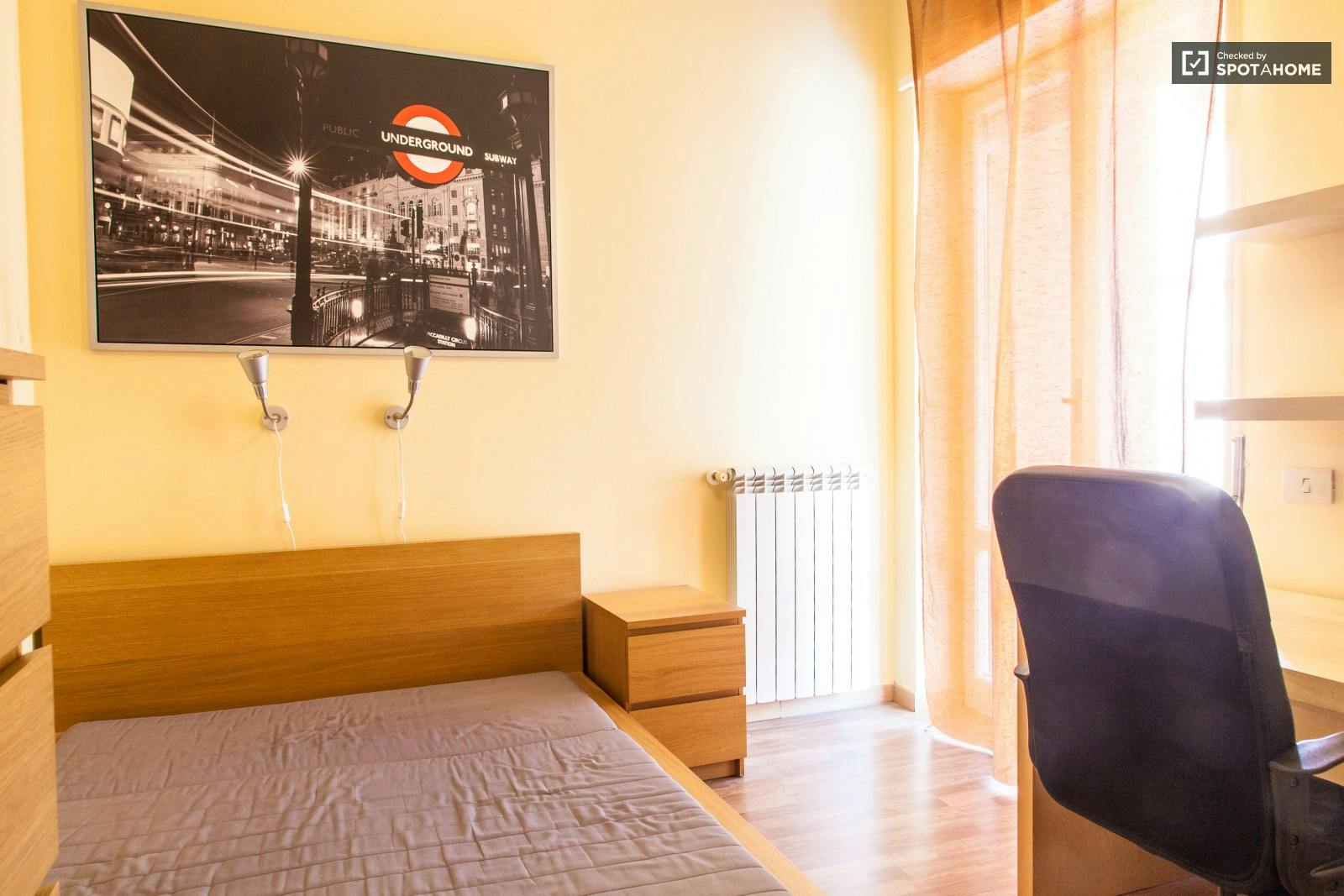 Private room for rent for €450 per month in Rome, Viale Jonio