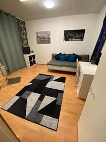 WG-Zimmer zu mieten für 450 € pro Monat in Tampere, Kortteentie