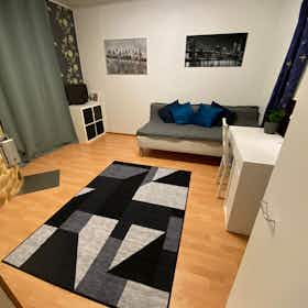 WG-Zimmer zu mieten für 450 € pro Monat in Tampere, Kortteentie
