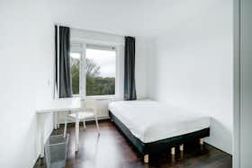 Privé kamer te huur voor € 850 per maand in Rotterdam, Adriaan Dortsmanstraat