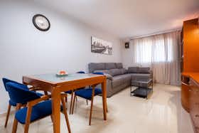 Apartment for rent for €1,390 per month in Cornellà de Llobregat, Carrer Marquès de Cornellà