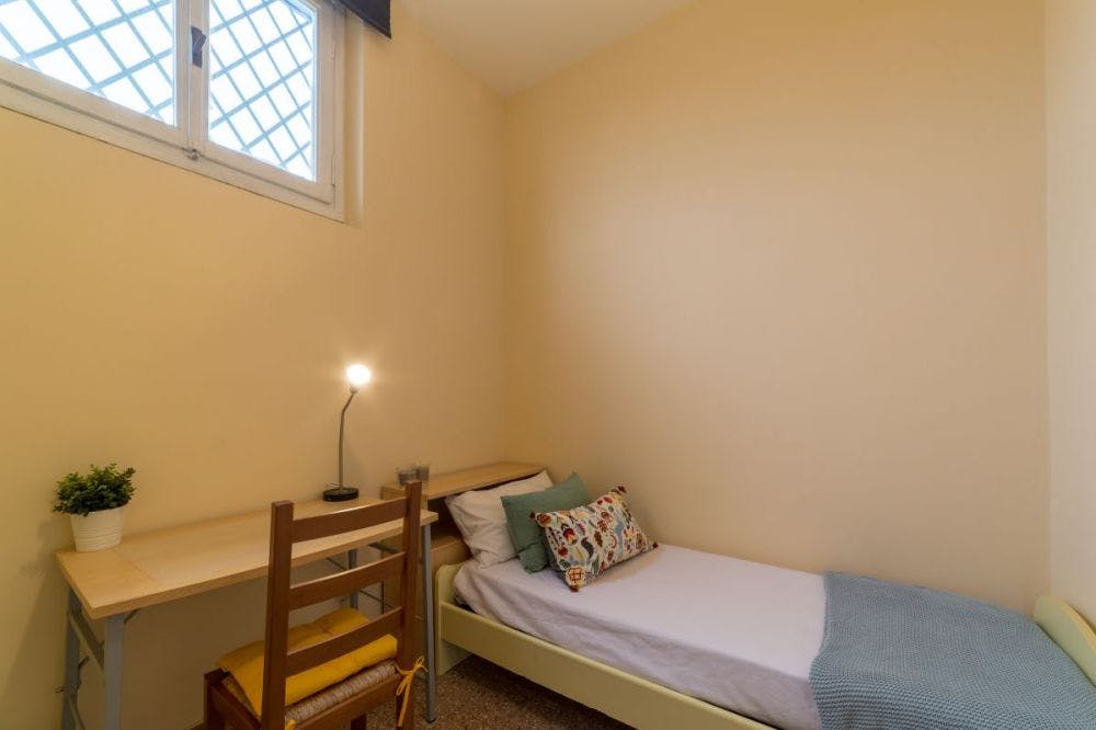 Private room for rent for €500 per month in Florence, Via Benedetto Marcello