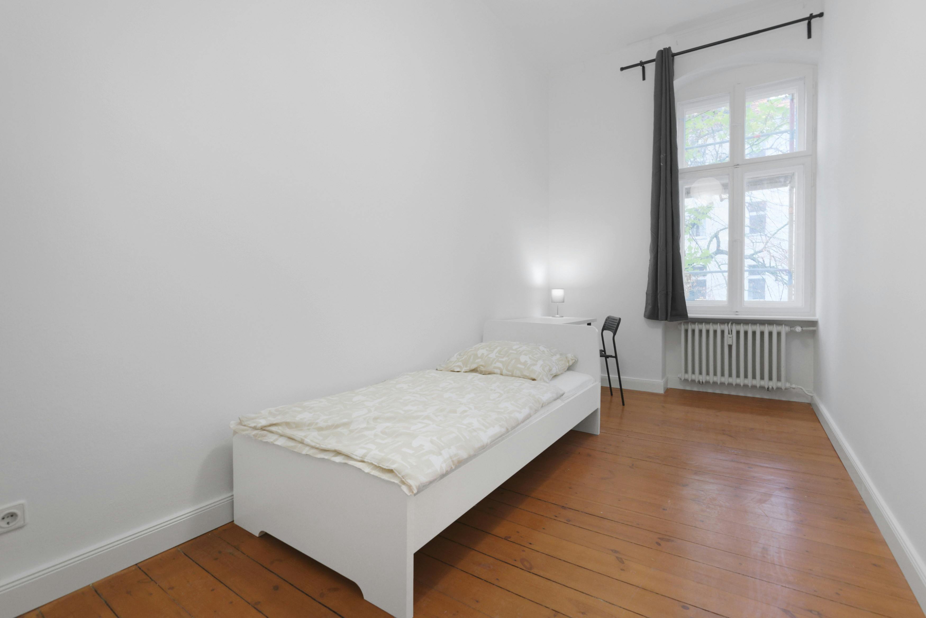 Private room for rent for €670 per month in Berlin, Warmbrunner Straße