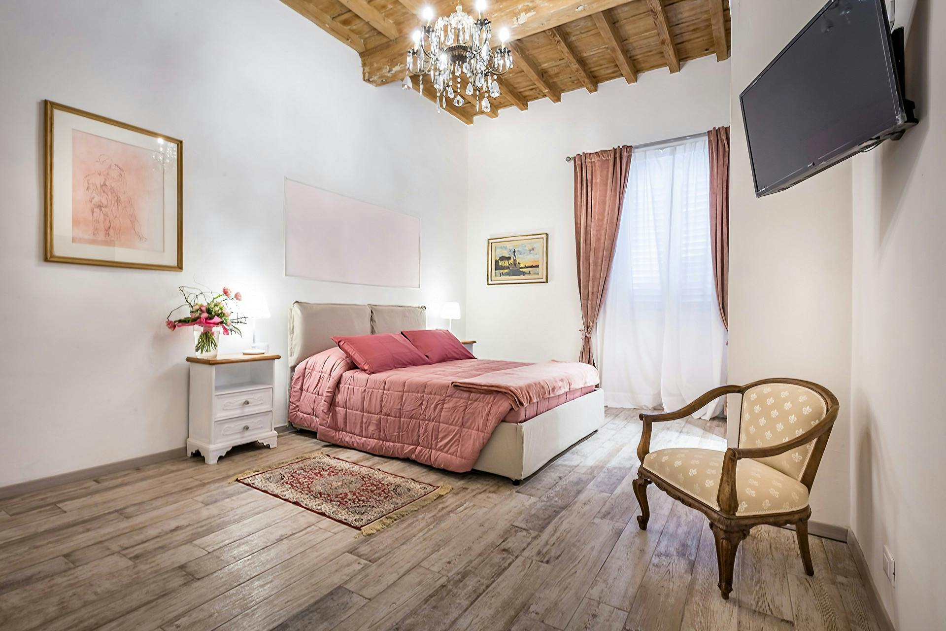 Apartment for rent for €1,300 per month in Florence, Lungarno del Pignone
