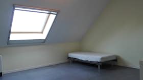 Privé kamer te huur voor € 560 per maand in Anderlecht, Lenniksebaan