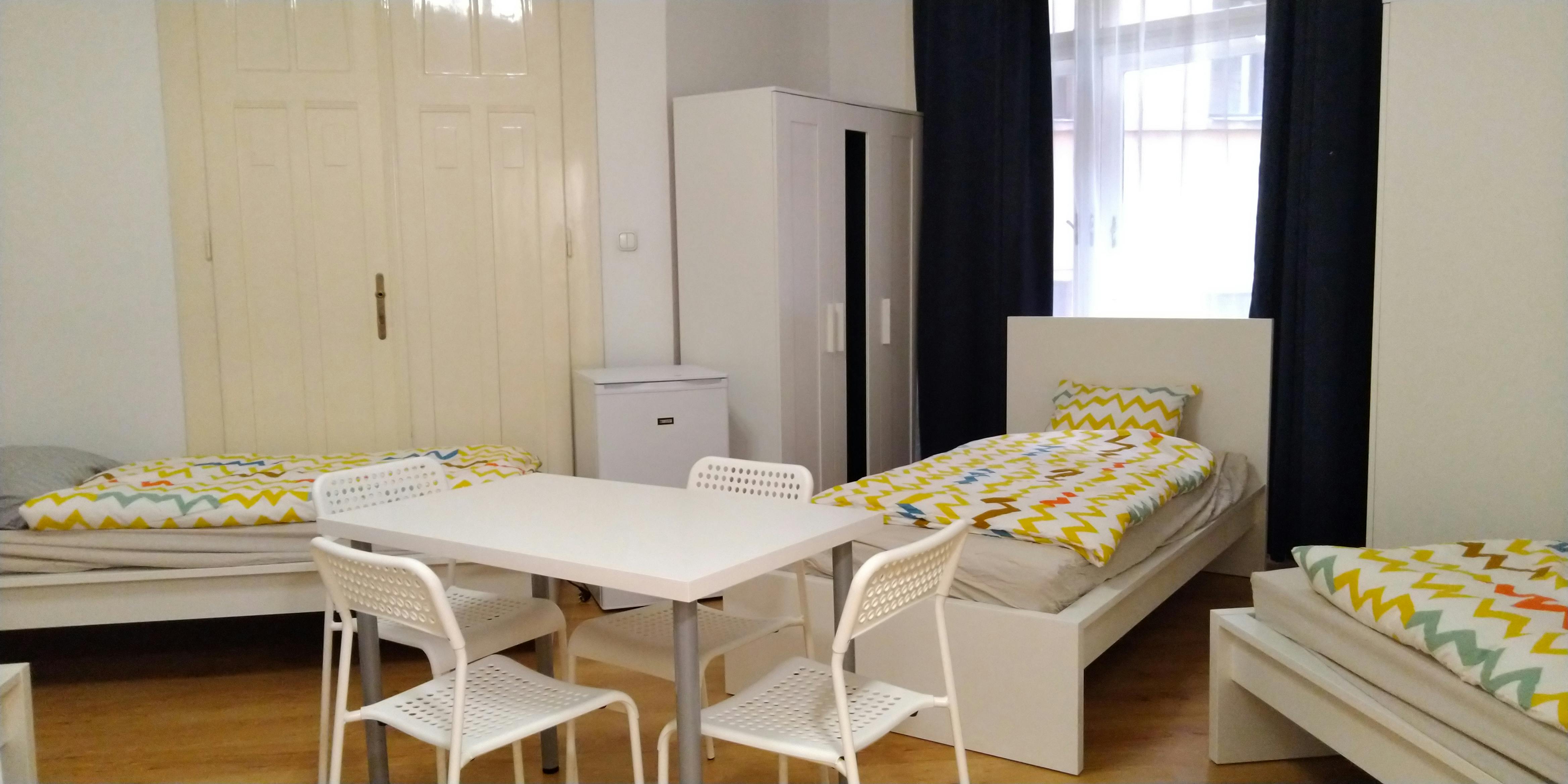 Mehrbettzimmer zu mieten für 78.516 HUF pro Monat in Budapest, Falk Miksa utca