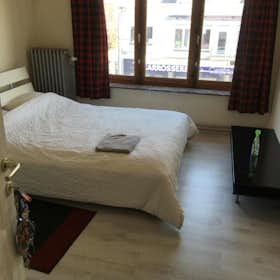 Apartment for rent for €1,925 per month in Zaventem, Parklaan