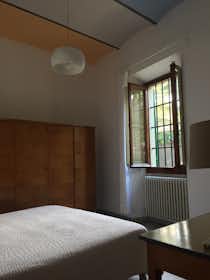 Cameră privată de închiriat pentru 600 EUR pe lună în Fiesole, Via dei Bosconi