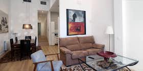 Apartamento en alquiler por 1750 € al mes en Madrid, Calle de Víctor de la Serna
