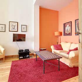Apartment for rent for €1,385 per month in Saint-Josse-ten-Noode, Rue Marie-Thérèse