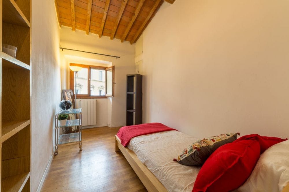 Private room for rent for €620 per month in Florence, Via del Ponte alle Mosse