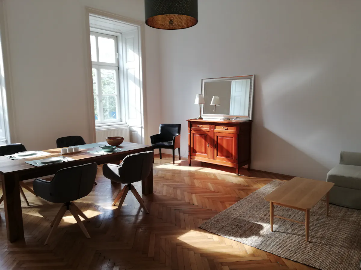 2-Bedroom Apartment in Wiedner Hauptstraße, Vienna (944694) ROOM