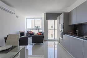 Apartment for rent for €2,993 per month in San Ġiljan, Triq il-Qaliet