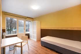 Отдельная комната сдается в аренду за 850 € в месяц в Rotterdam, Kobelaan