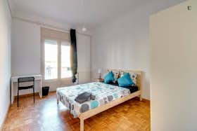 Private room for rent for €585 per month in Barcelona, Carrer de Muntaner