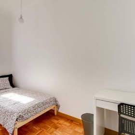 Private room for rent for €515 per month in Barcelona, Carrer de Muntaner