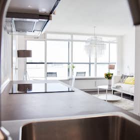 Apartment for rent for €2,570 per month in Rotterdam, Watertorenweg