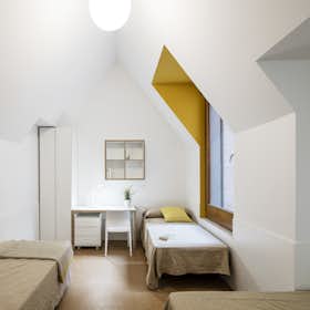 Shared room for rent for €525 per month in Barcelona, Plaça de les Caramelles