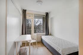 Privé kamer te huur voor € 820 per maand in Rotterdam, Adriaan Dortsmanstraat