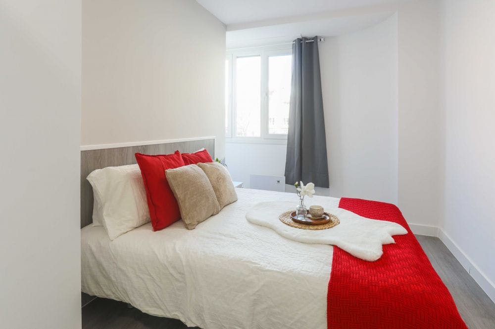 Private room for rent for €650 per month in Madrid, Calle del Ferrocarril